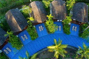5BR Houses surrounding Infinity Pool CYN